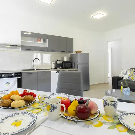 Sio 46 1 By Interhome Lägenhet *